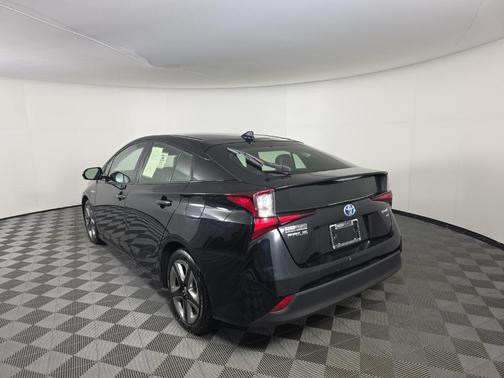 2019 Toyota Prius XLE