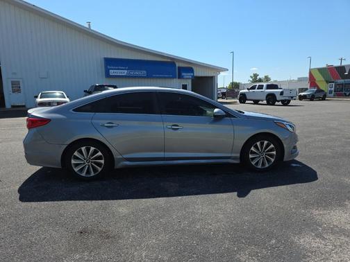 2016 Hyundai SONATA Sport