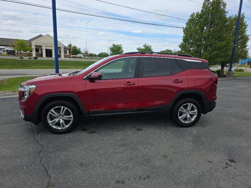 Cayenne Red Tintcoat 2022 GMC Terrain SLE