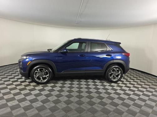 Blue Glow Metallic 2023 Chevrolet Trailblazer LT
