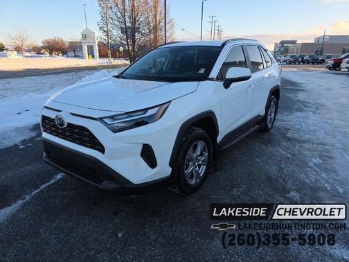 2022 Toyota RAV4 XLE