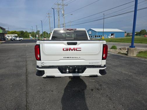 White Frost Tricoat 2021 GMC Sierra 1500 Denali