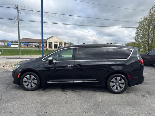 2020 Chrysler Pacifica Hybrid Limited