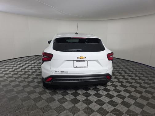Summit White 2026 Chevrolet Trax LS