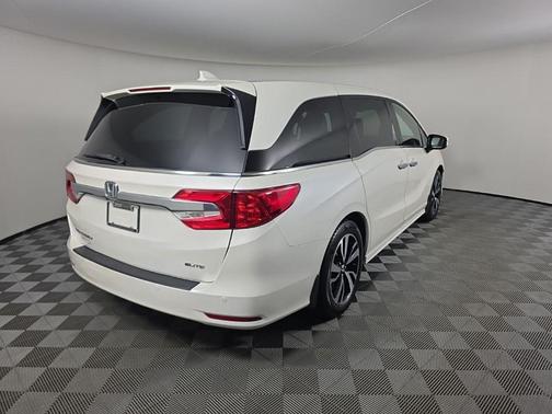 2019 Honda Odyssey Elite