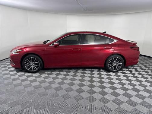 2023 Lexus ES 350 Base
