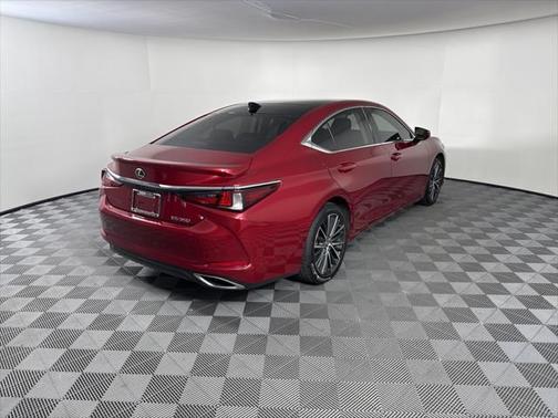 2023 Lexus ES 350 Base