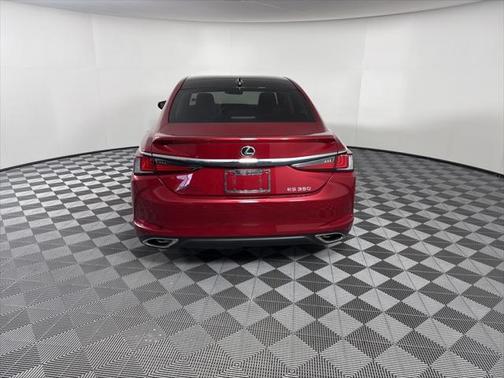 2023 Lexus ES 350 Base