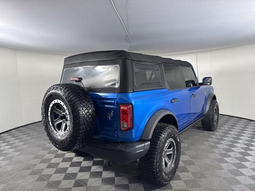 Blue Metallic 2021 Ford Bronco Black Diamond