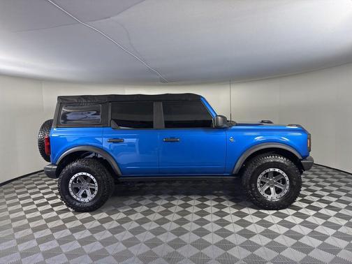 Blue Metallic 2021 Ford Bronco Black Diamond