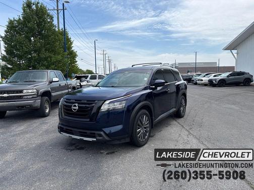Deep Ocean Blue Pearl 2023 Nissan Pathfinder SL 4WD