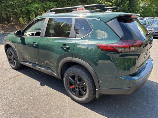 Obsidian Green 2026 Nissan Rogue Rock Creek