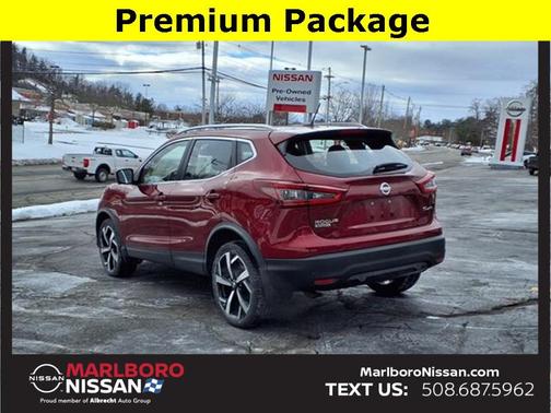 2022 Nissan Rogue Sport SL