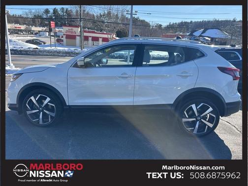 2020 Nissan Rogue Sport SL