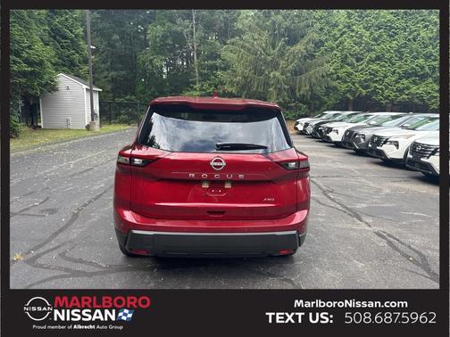 2025 Nissan Rogue SV