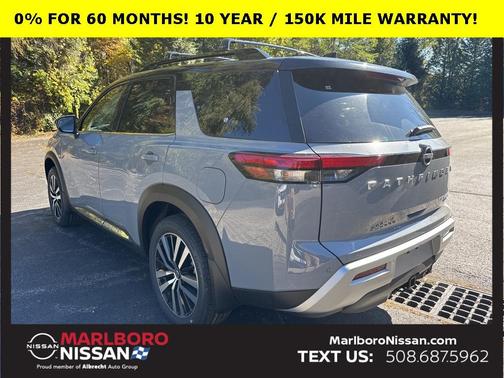 2025 Nissan Pathfinder Platinum