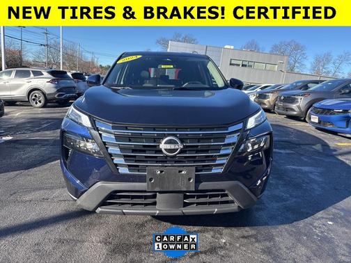 2024 Nissan Rogue SV