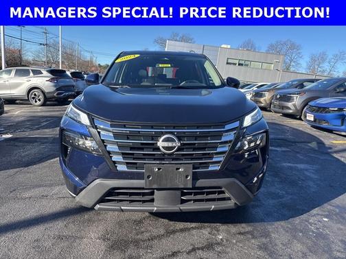 2024 Nissan Rogue SV