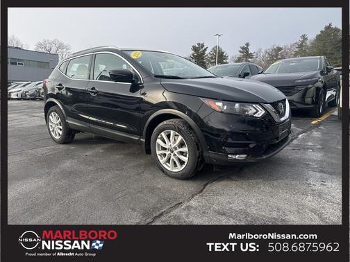 2022 Nissan Rogue Sport SV
