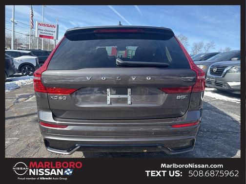 2025 Volvo XC60 B5 Plus