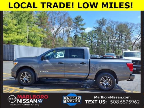 2024 Nissan Titan SV