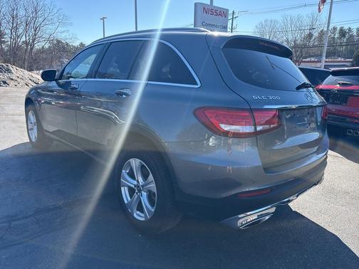 2019 Mercedes-Benz GLC 300 Base 4MATIC