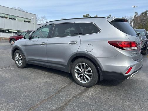 2019 Hyundai Santa Fe XL SE