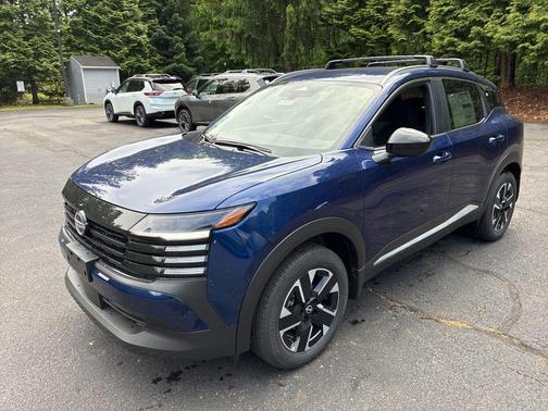 Deep Blue Pearl 2026 Nissan Kicks SV
