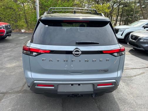 Boulder Gray Metallic 2026 Nissan Pathfinder Platinum