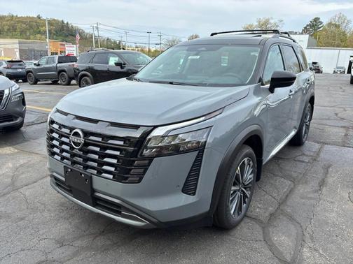 Boulder Gray Metallic 2026 Nissan Pathfinder Platinum