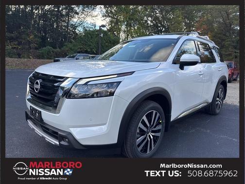 2025 Nissan Pathfinder Platinum