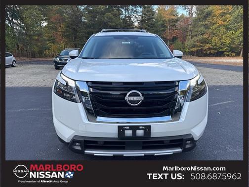 2025 Nissan Pathfinder Platinum
