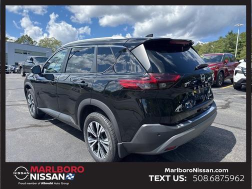 2022 Nissan Rogue SV