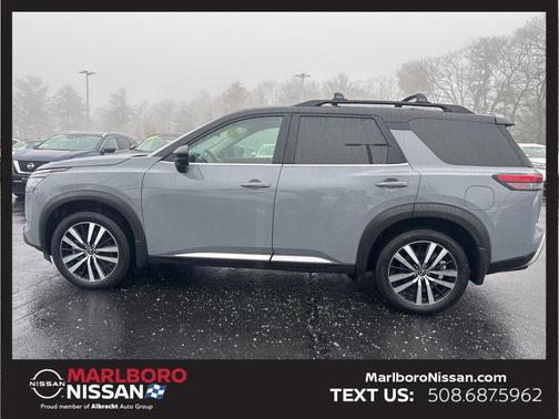 2025 Nissan Pathfinder Platinum
