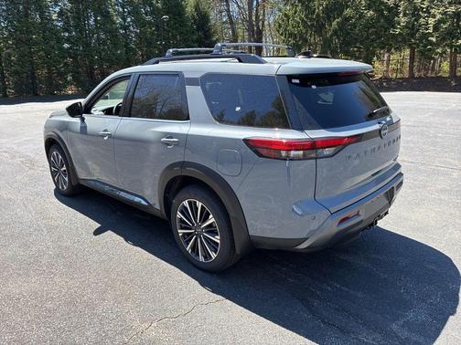 Boulder Gray Metallic 2026 Nissan Pathfinder Platinum