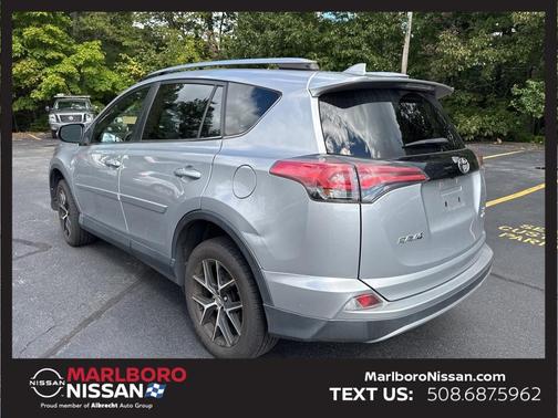 2018 Toyota RAV4 SE