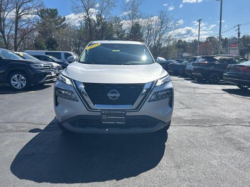 Brilliant Silver Metallic 2023 Nissan Rogue SV
