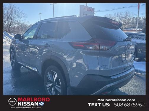 2022 Nissan Rogue SL