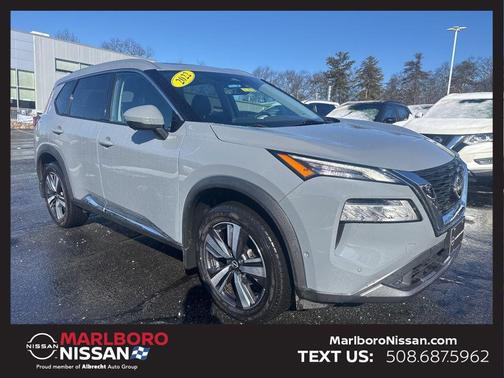 2022 Nissan Rogue SL