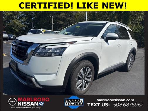 2025 Nissan Pathfinder SL