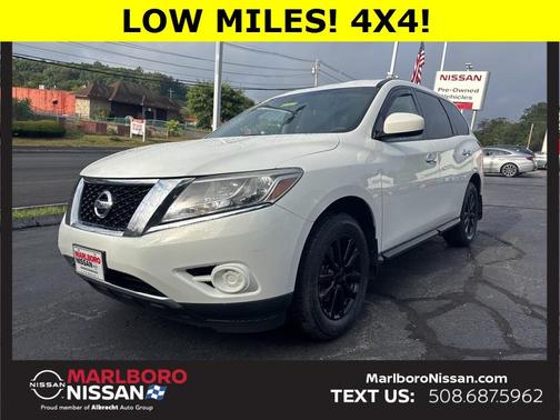 2014 Nissan Pathfinder S