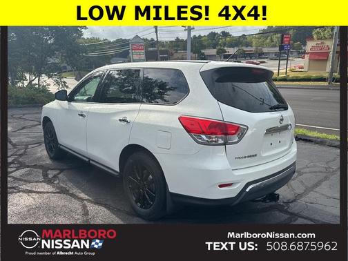 2014 Nissan Pathfinder S