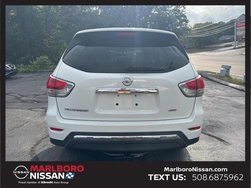2014 Nissan Pathfinder S