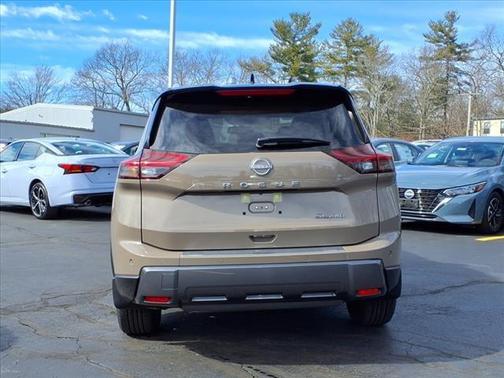 2025 Nissan Rogue SL