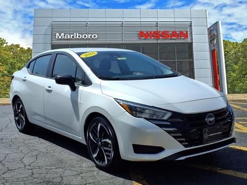 2024 Nissan Versa 1.6 SR