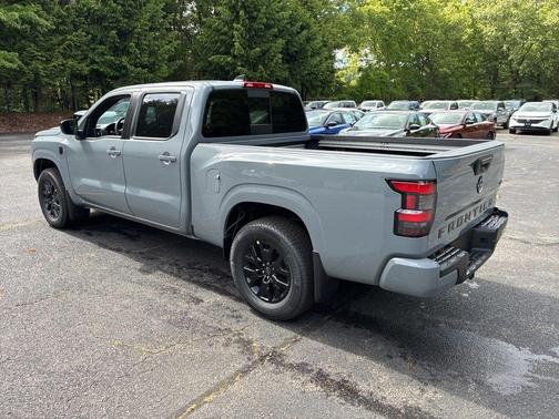 Boulder Gray Metallic 2026 Nissan Frontier SV