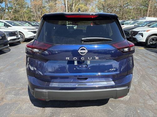 Deep Ocean Blue 2026 Nissan Rogue SV
