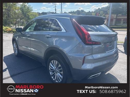 2025 Cadillac XT4 Premium Luxury