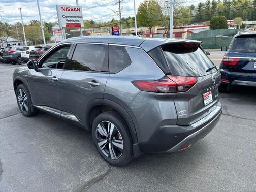Gun Metallic 2023 Nissan Rogue SL