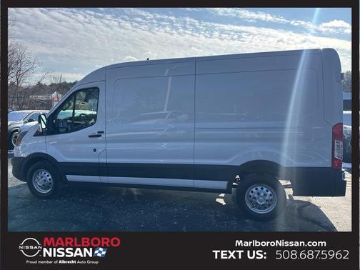 2022 Ford Transit-250 Base